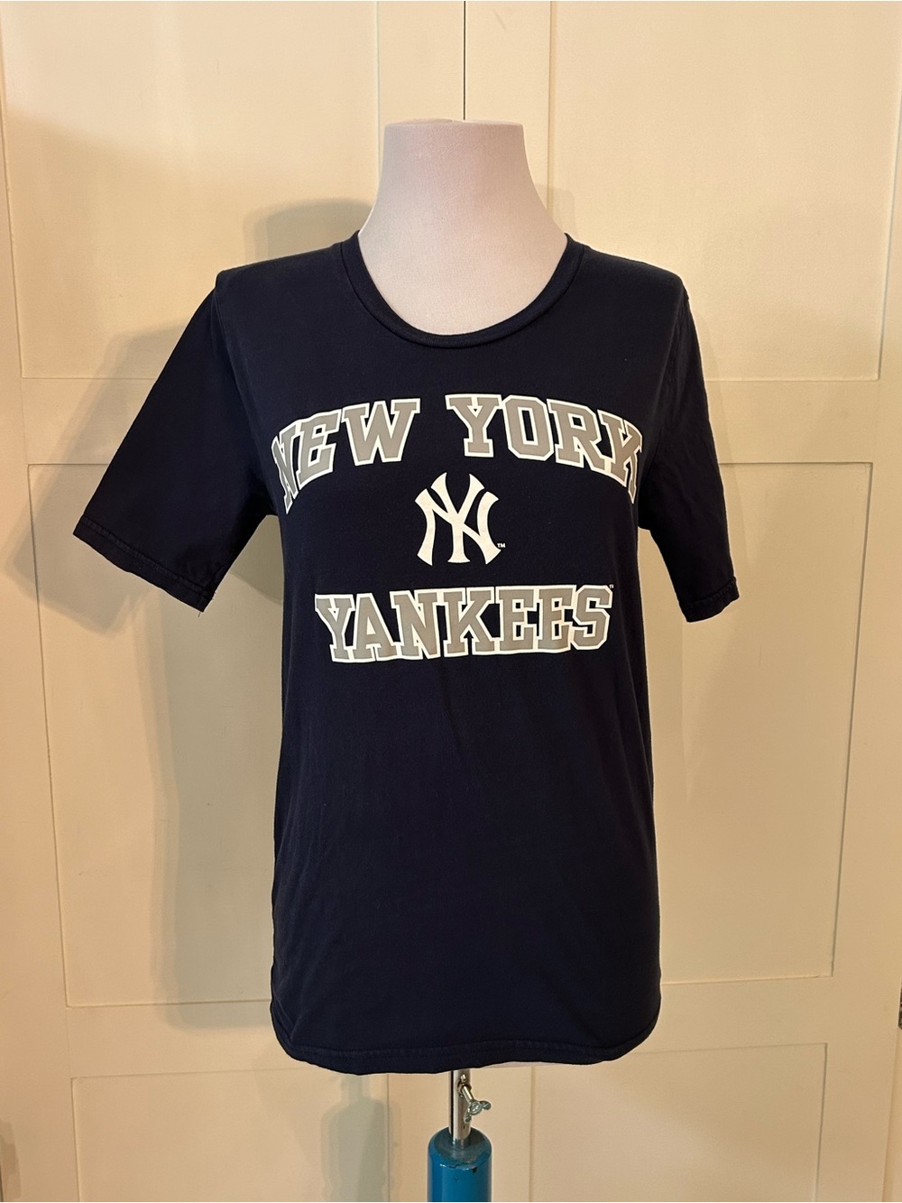 New York Yankees Navy Graphic T‑Shirt